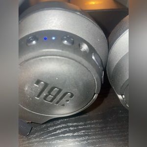 JBL - Tune 760NC Wireless Noise Cancelling Over-Ear Headphones - Black